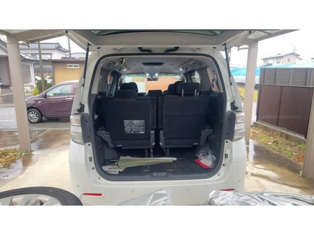TOYOTA VELLFIRE 4WD 2010