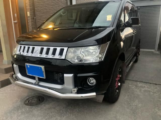 MITSUBISHI DELICA D:5 4WD 2013