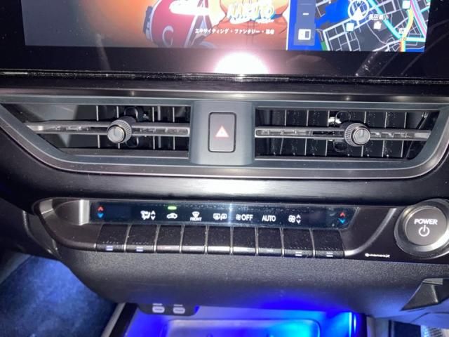 TOYOTA LEXUS UX250h 2023