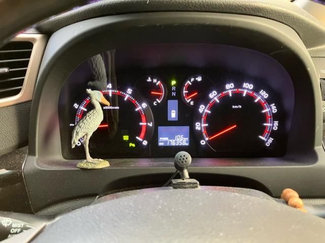 TOYOTA VELLFIRE 2013