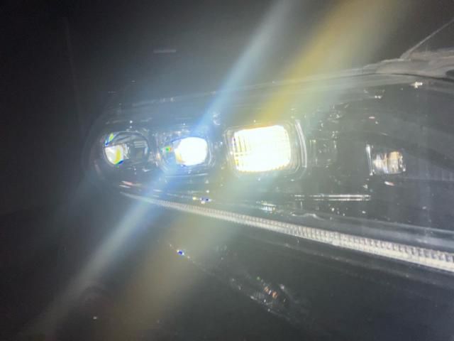 TOYOTA HARRIER 4WD 2018