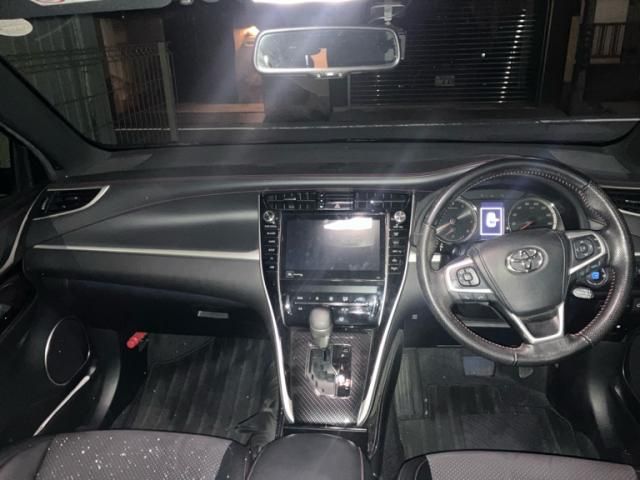 TOYOTA HARRIER 4WD 2018
