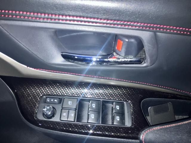 TOYOTA HARRIER 4WD 2018