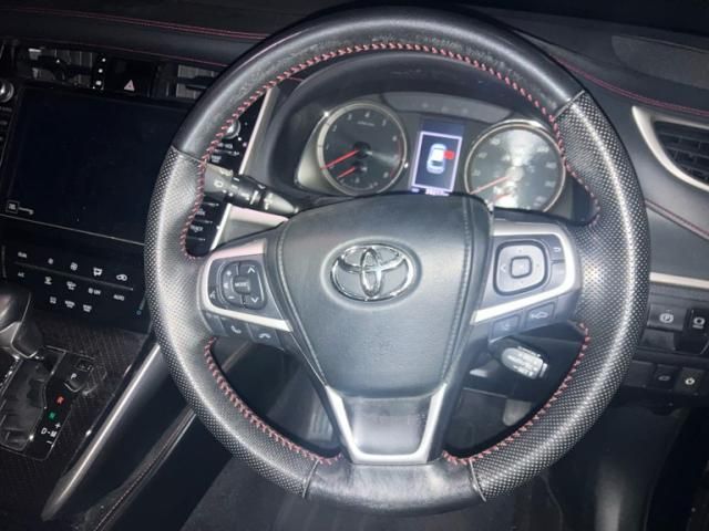 TOYOTA HARRIER 4WD 2018