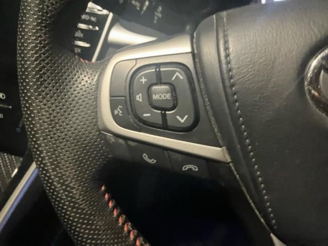 TOYOTA HARRIER 4WD 2018