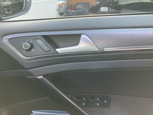 VOLKSWAGEN VOLKSWAGEN GOLF VARIANT 2015