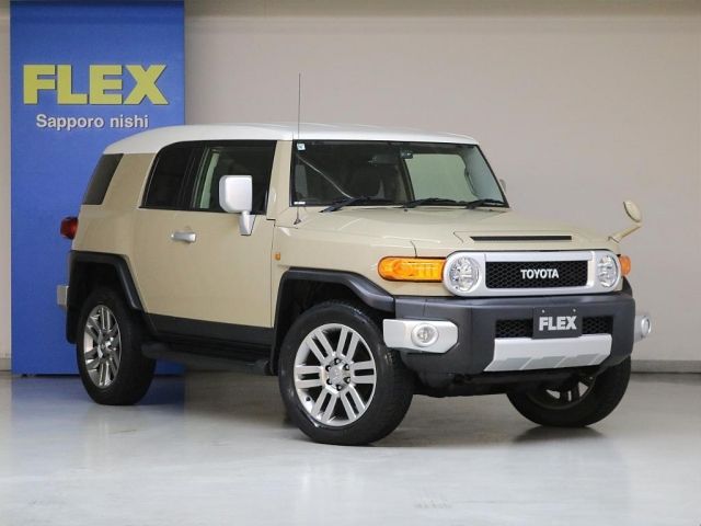 TOYOTA FJ CRUISER 4WD 2017