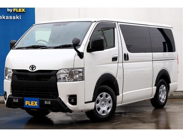 TOYOTA HIACE van 4WD 2024