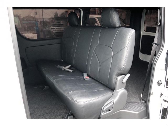 TOYOTA HIACE van 4WD 2024