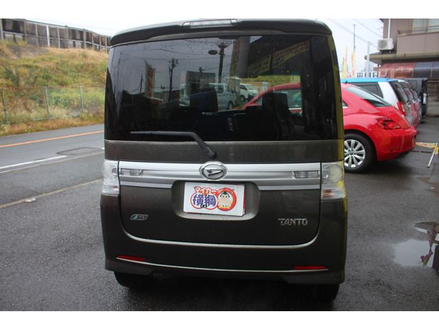 DAIHATSU TANTO CUSTOM 2012