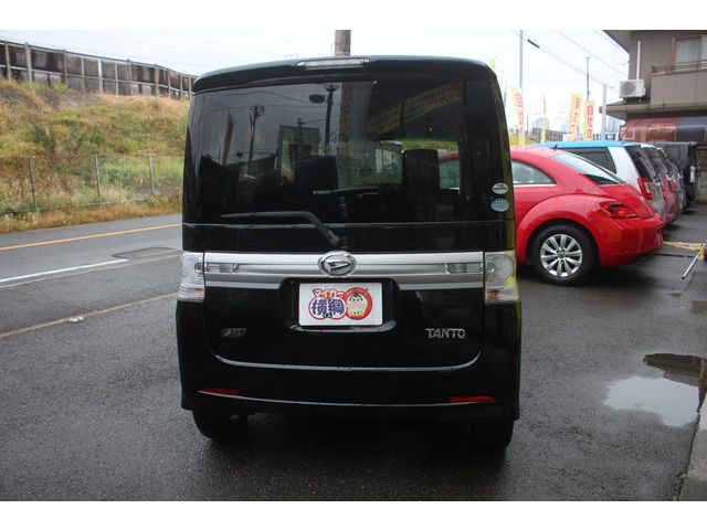 DAIHATSU TANTO CUSTOM 2012