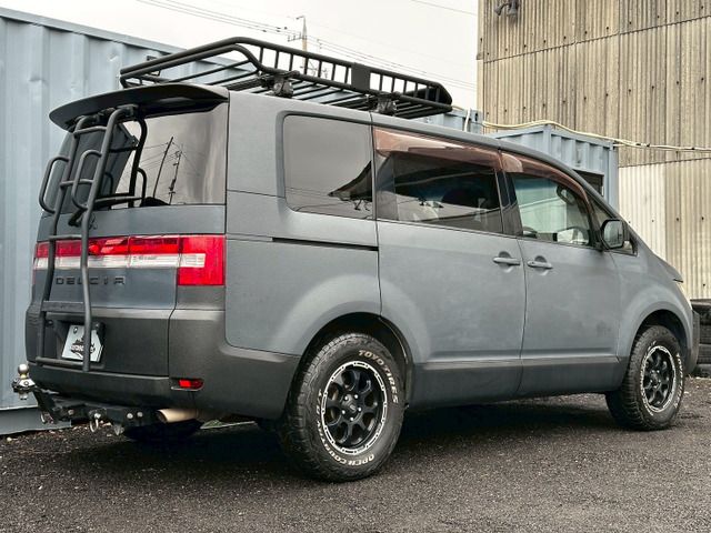 MITSUBISHI DELICA D:5 4WD 2007