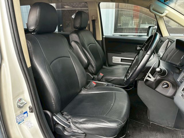 MITSUBISHI DELICA D:5 4WD 2007