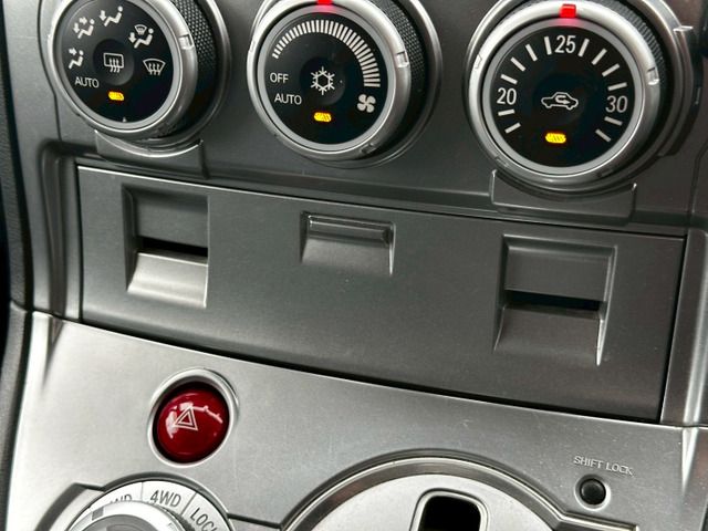 MITSUBISHI DELICA D:5 4WD 2008