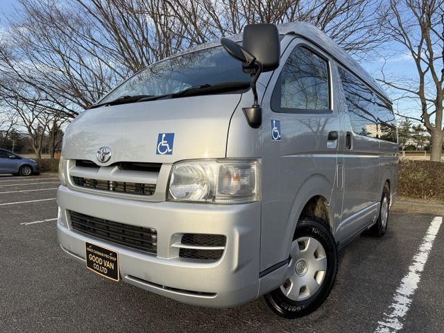 TOYOTA HIACE van 4WD 2006