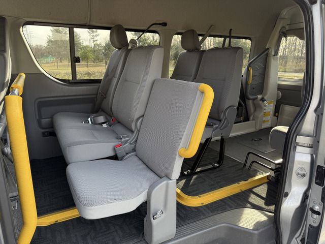 TOYOTA HIACE van 4WD 2006