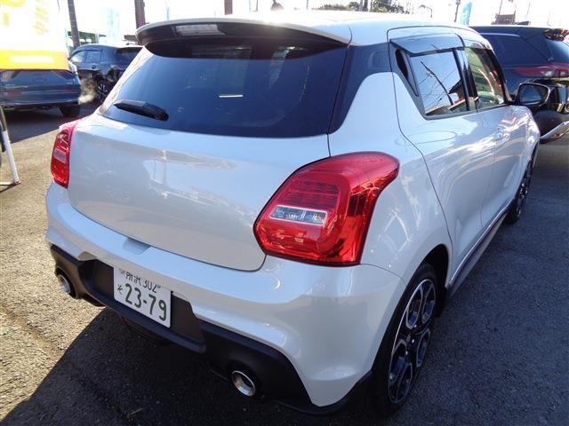 SUZUKI SWIFT 2022