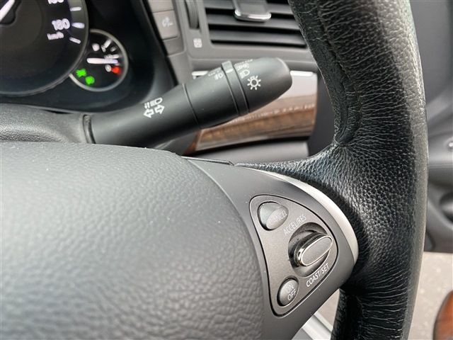 NISSAN FUGA 4WD 2011