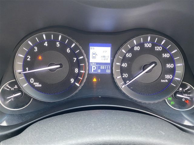 NISSAN FUGA 4WD 2011