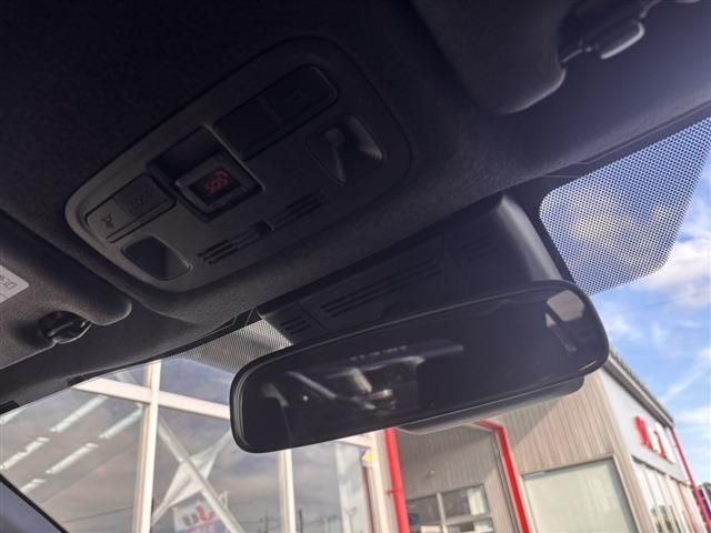 TOYOTA YARIS CROSS HYBRID 2025