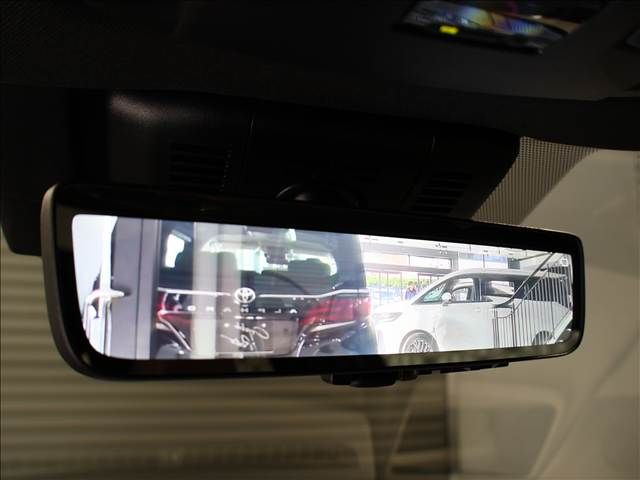 TOYOTA CROWN SPORT 2024