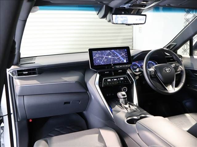 TOYOTA HARRIER HYBRID 2025