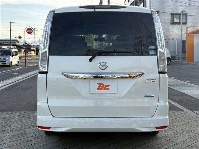 NISSAN SERENA  S-HYBRID 2013