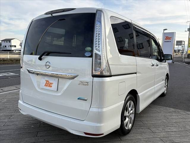 NISSAN SERENA  S-HYBRID 2013