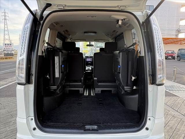 NISSAN SERENA  S-HYBRID 2013