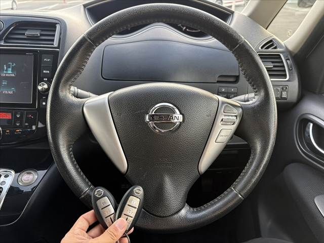 NISSAN SERENA  S-HYBRID 2013