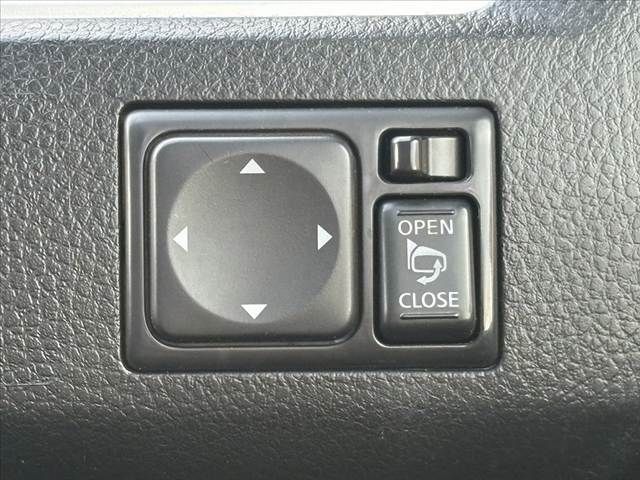 NISSAN SERENA  S-HYBRID 2013