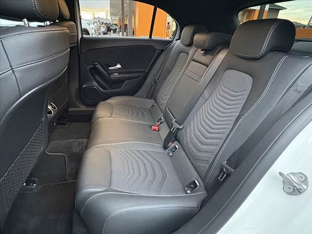 MERCEDES BENZ MERCEDES BENZ A class 2021