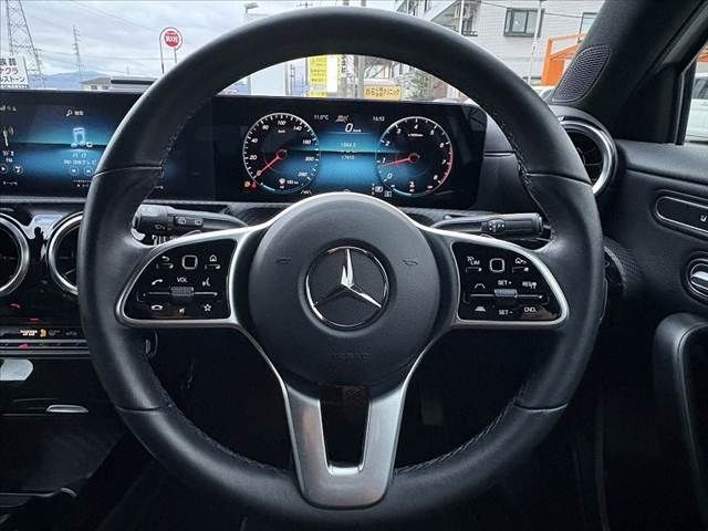 MERCEDES BENZ MERCEDES BENZ A class 2021