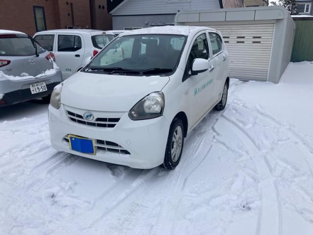 DAIHATSU MIRA e:S 4WD 2013