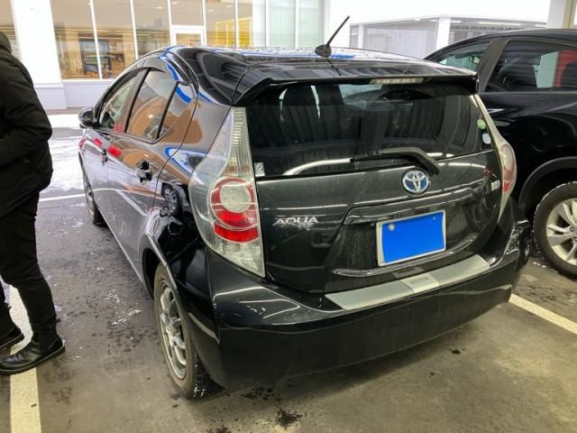 TOYOTA AQUA 2013