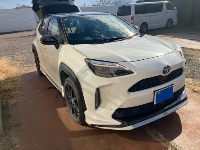 TOYOTA YARIS CROSS 2021