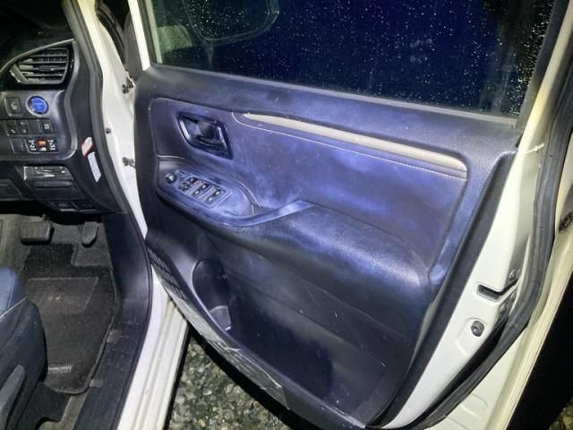 TOYOTA ESQUIRE HYBRID 2016