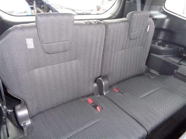 TOYOTA VOXY HYBRID 2023