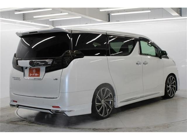 TOYOTA VELLFIRE 2015