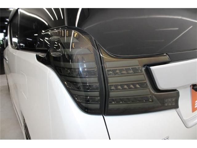 TOYOTA VELLFIRE 2015