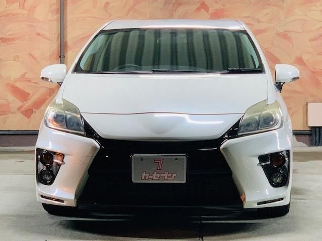 TOYOTA PRIUS 2013