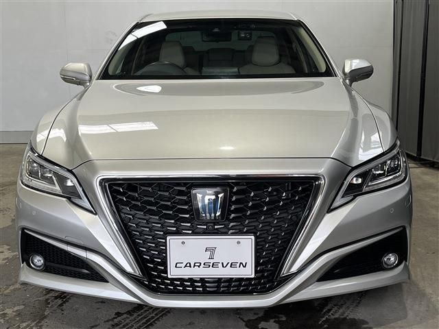 TOYOTA CROWN sedan hybrid 4WD 2019