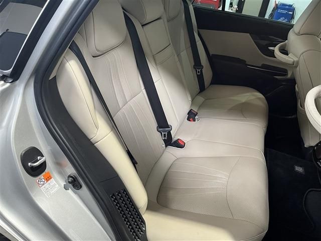 TOYOTA CROWN sedan hybrid 4WD 2019