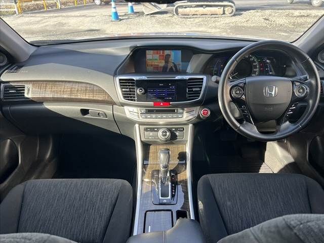 HONDA ACCORD HYBRID 2015