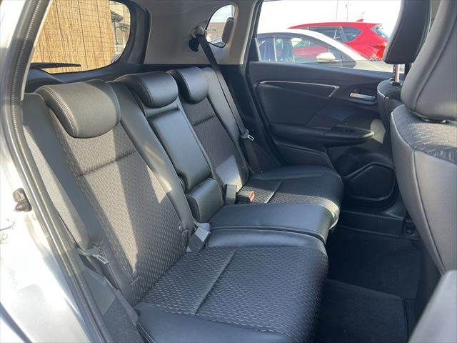 HONDA FIT HYBRID 2017