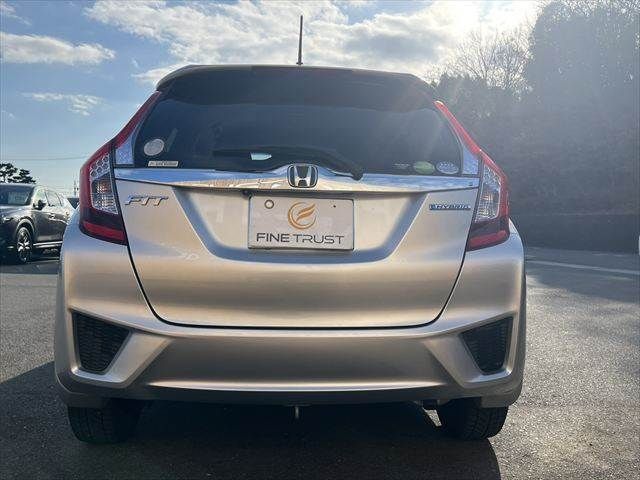 HONDA FIT HYBRID 2017