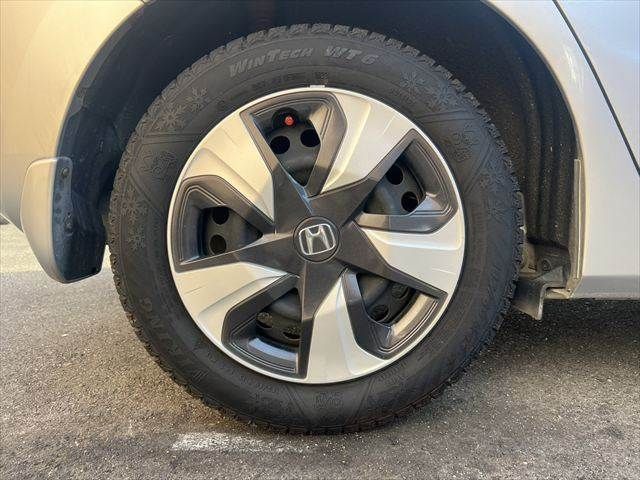 HONDA FIT HYBRID 2017