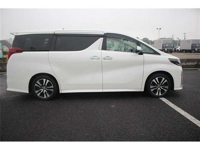 TOYOTA ALPHARD 2020