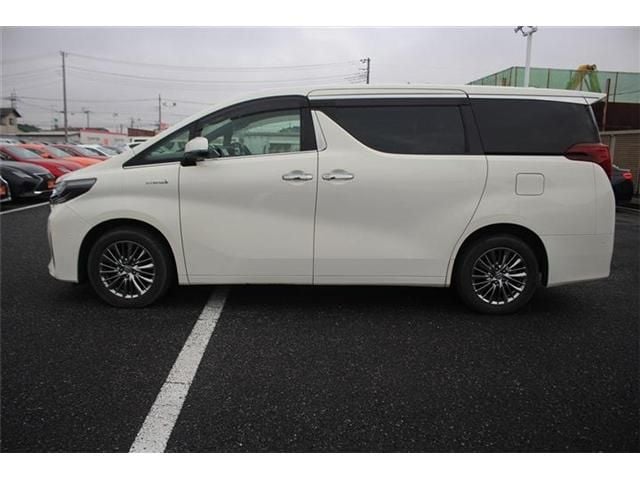 TOYOTA ALPHARD hybrid 4WD 2020