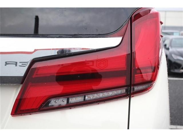 TOYOTA ALPHARD hybrid 4WD 2020